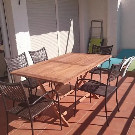 Bahia Palace 96 아파트